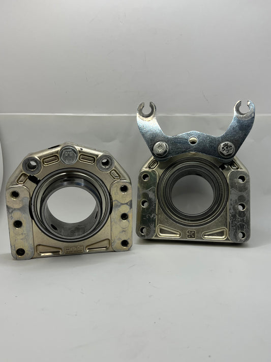 50MM AXLE BEARINGS, CARRIERS AND CHAIN GUARD MOUNT